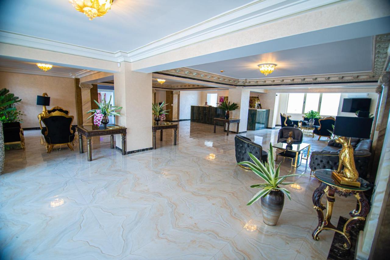 קוסטינסטי Alessio Hotel Residence מראה חיצוני תמונה