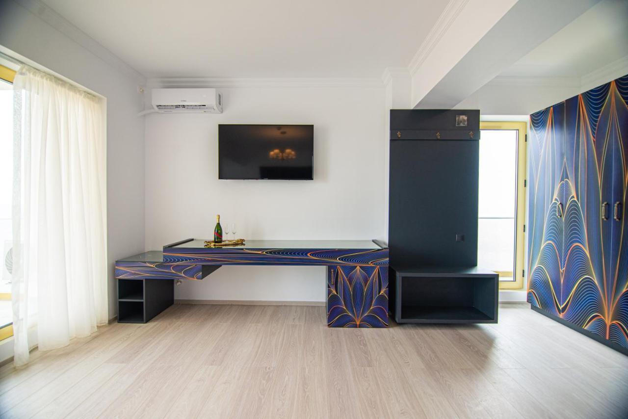 קוסטינסטי Alessio Hotel Residence מראה חיצוני תמונה