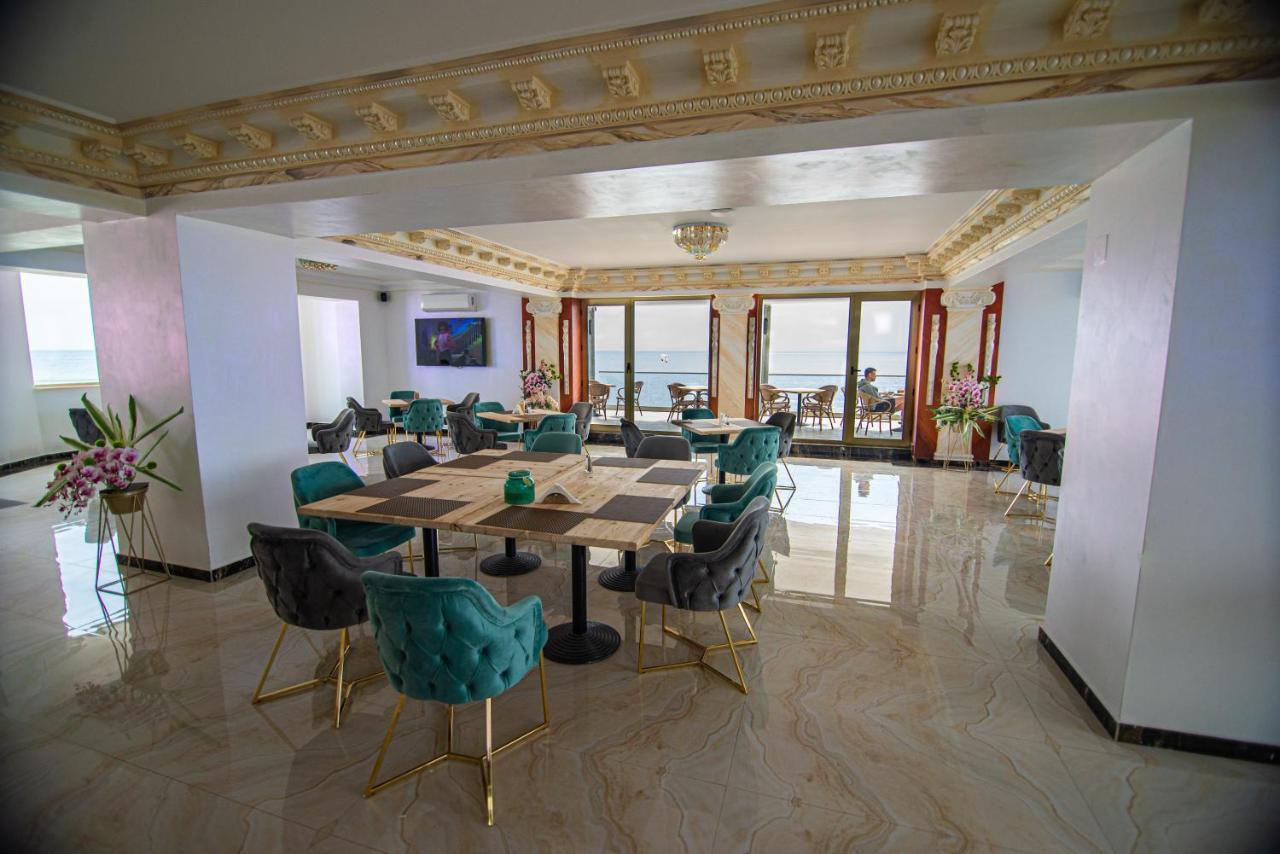 קוסטינסטי Alessio Hotel Residence מראה חיצוני תמונה