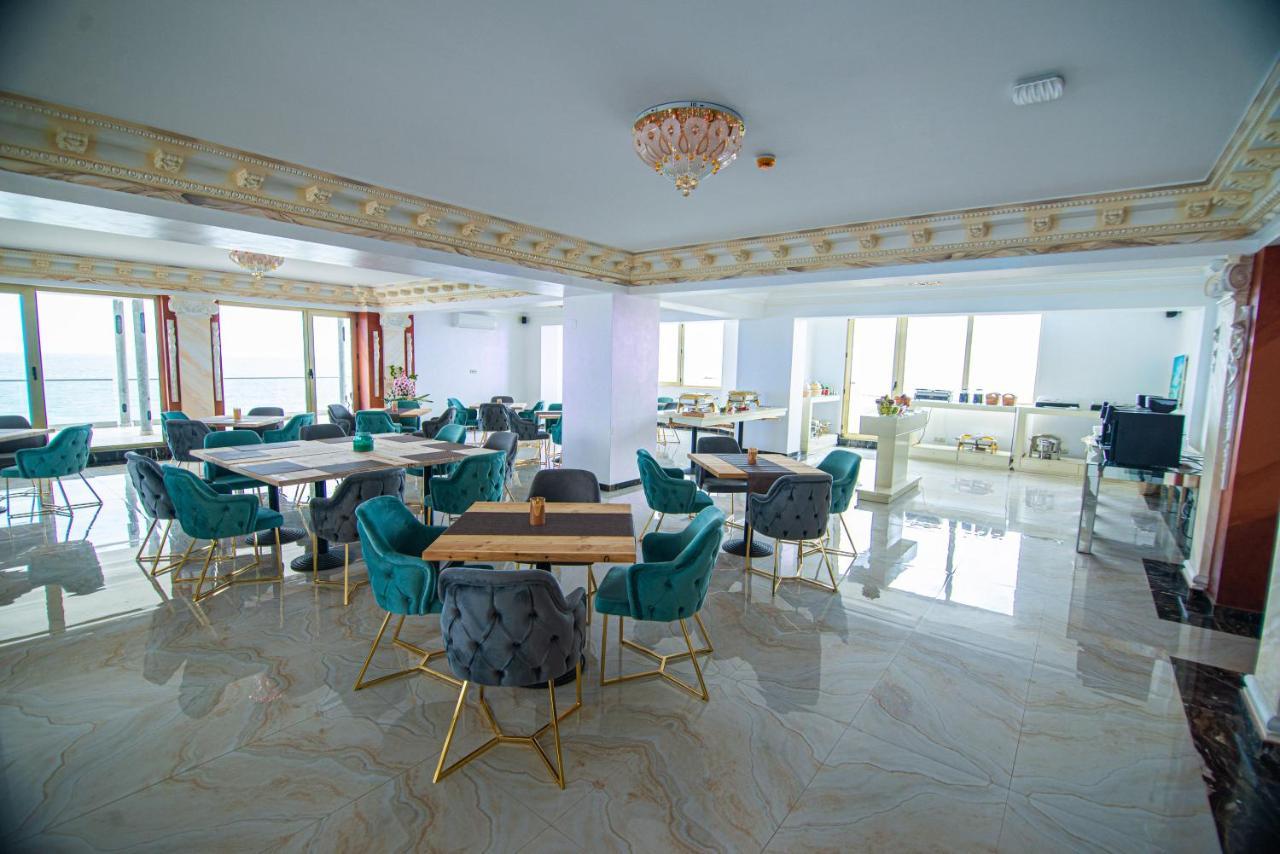 קוסטינסטי Alessio Hotel Residence מראה חיצוני תמונה