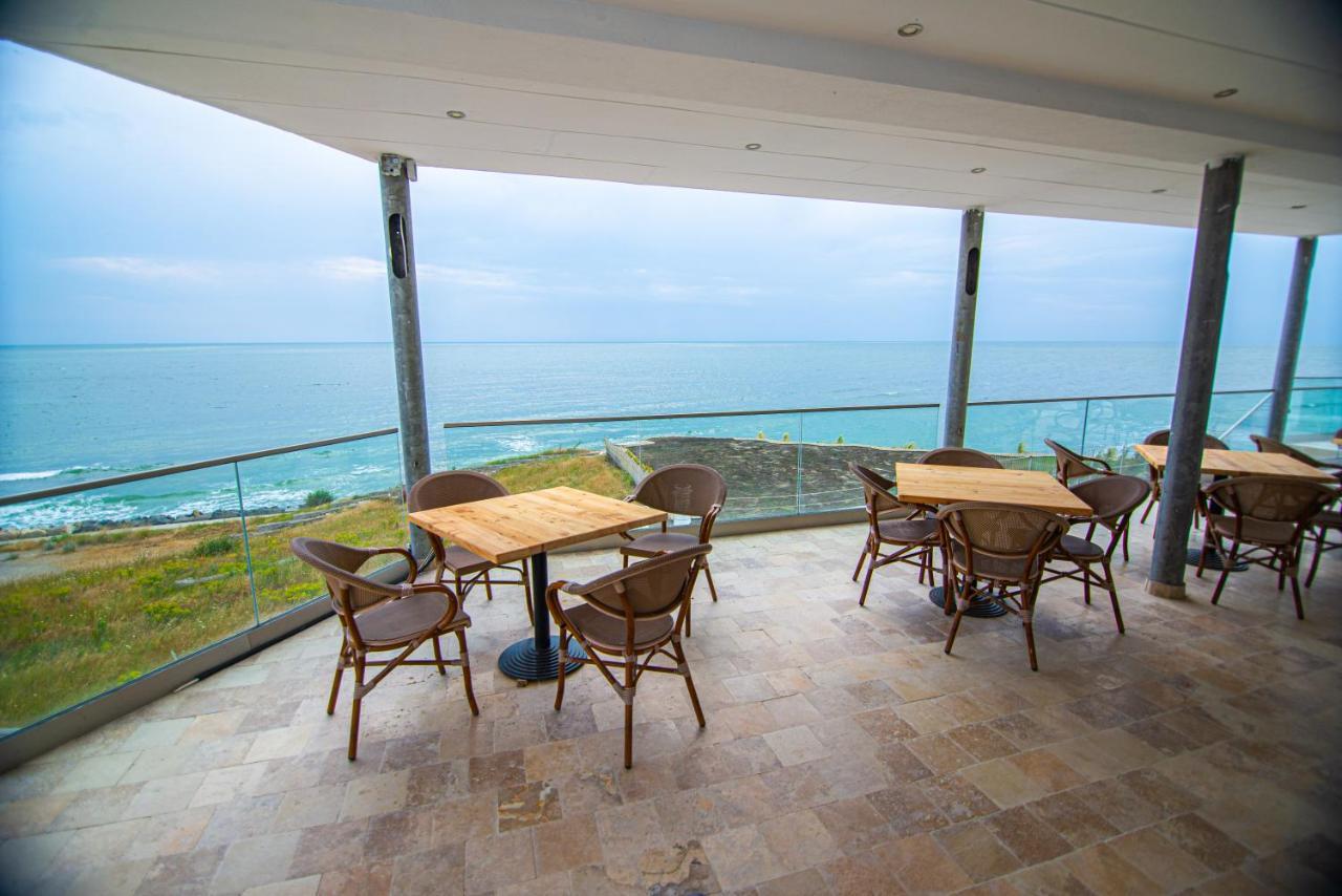 קוסטינסטי Alessio Hotel Residence מראה חיצוני תמונה