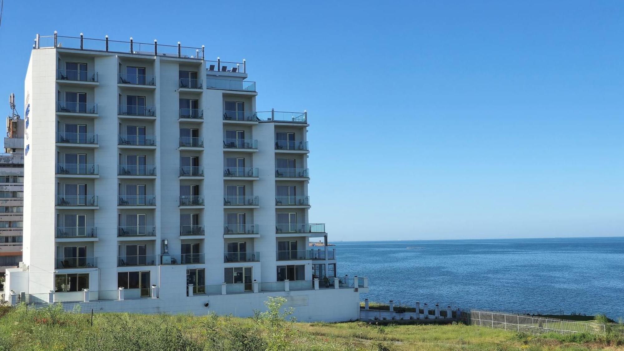 קוסטינסטי Alessio Hotel Residence מראה חיצוני תמונה
