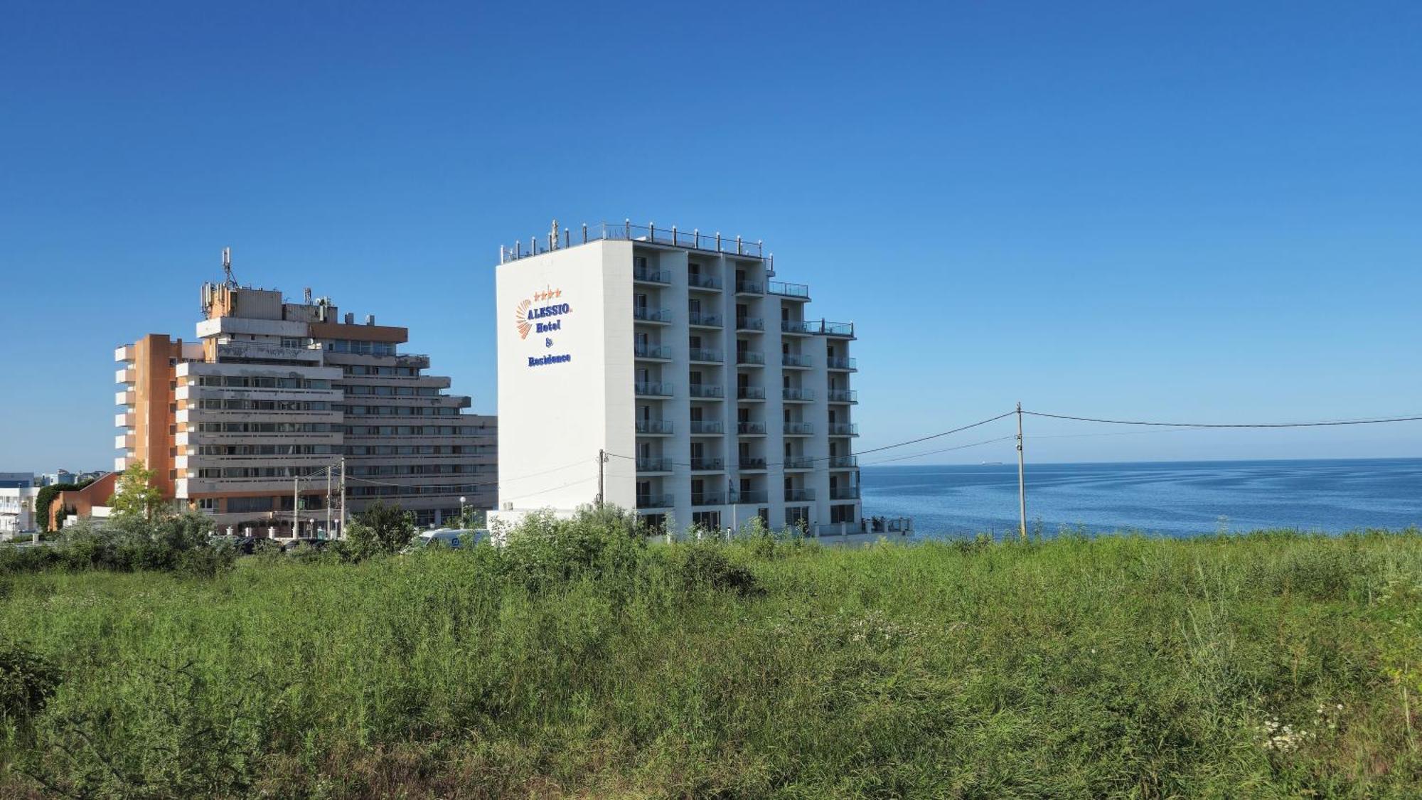 קוסטינסטי Alessio Hotel Residence מראה חיצוני תמונה